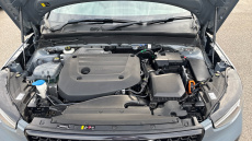 Volvo XC40 2.0 B3P Plus Dark 5dr Auto Petrol Estate